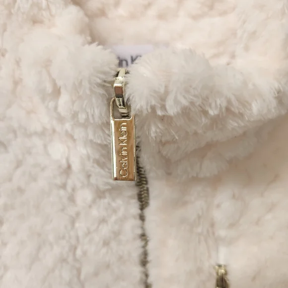 NWT Calvin Klein Vest - Picture 3 of 7